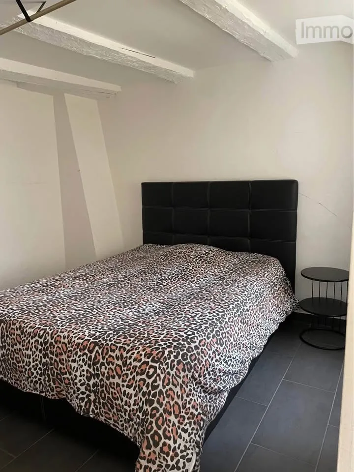 Zweizimmerwohnung in der Stadtmitte von Neuchâtel zur Miete – Foto 3 von 5