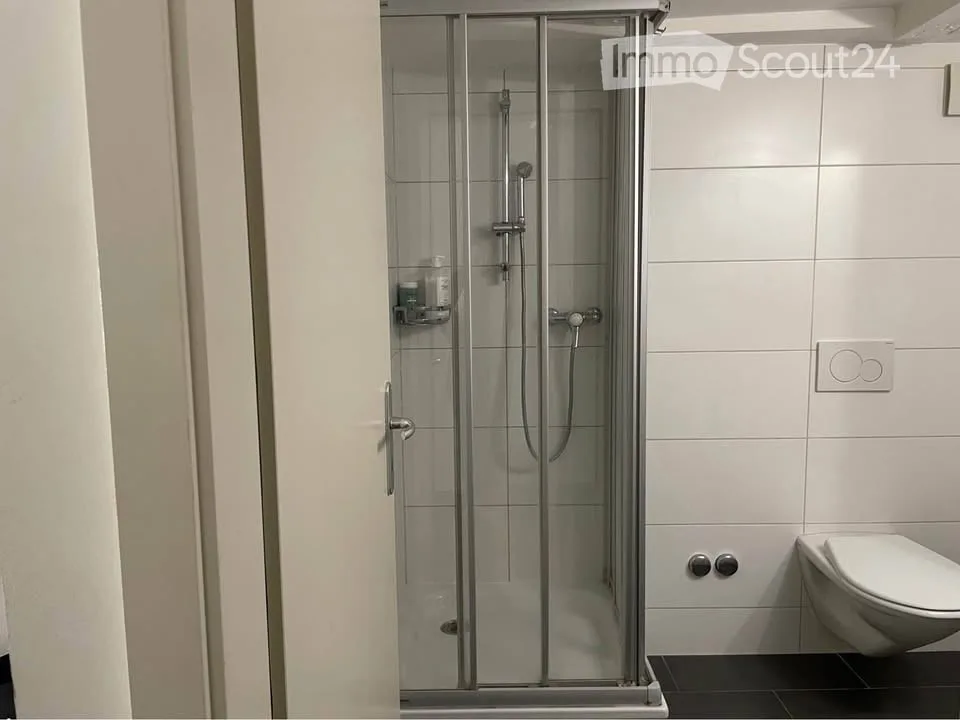 Zweizimmerwohnung in der Stadtmitte von Neuchâtel zur Miete – Foto 4 von 5