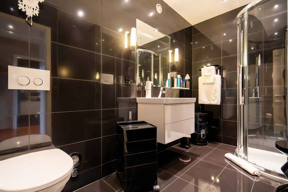 SUPERBES MOBILIERTES WOHNUNG LINKES UFER – Foto 9 von 10