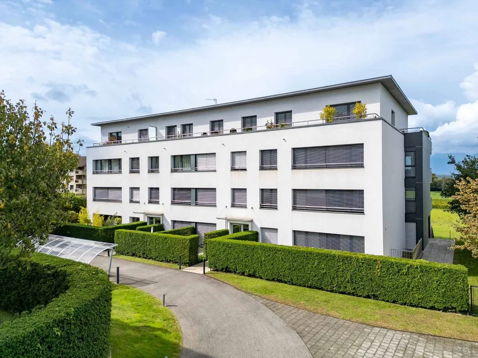 SUPERBES MOBILIERTES WOHNUNG LINKES UFER – Foto 2 von 10