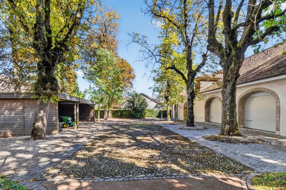 Herrenhaus von außergewöhnlicher Qualität – Foto 7 von 13