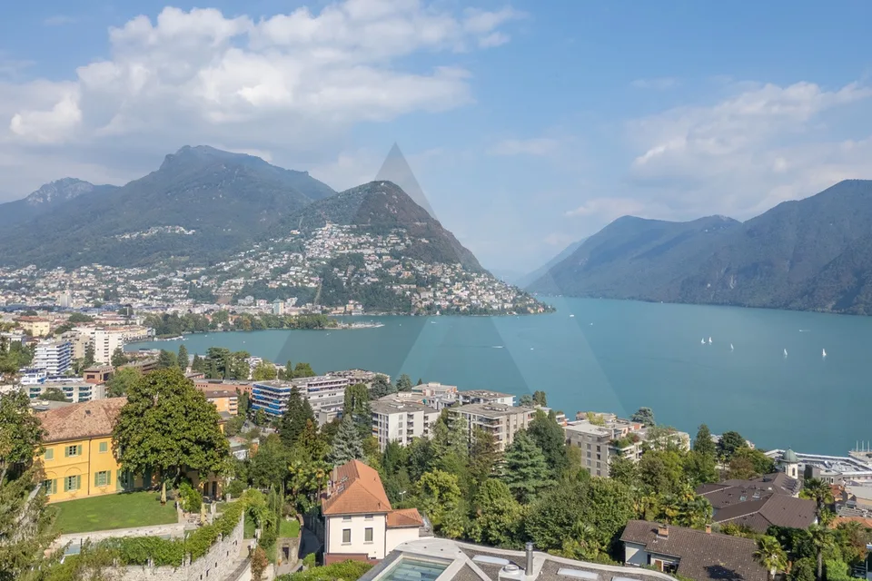 ATTICO CON VISTA LAGO, PISCINA INTERNA E SPA – Foto 2 von 13