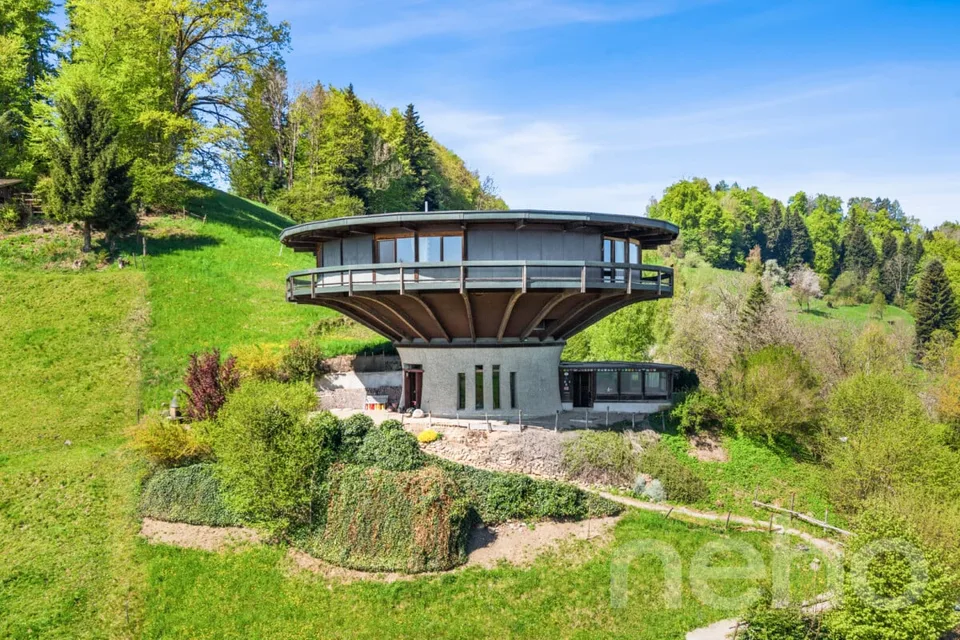 Vivere in una casa rotonda. Architettura, natura e tranquillità a Neuheim – foto 12 di 12