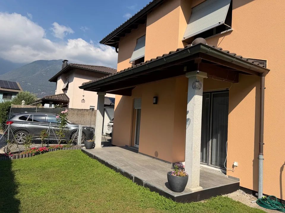 Maison unifamiliale 5.5 pièces à Contone Gambarogno – photo 3 sur 13