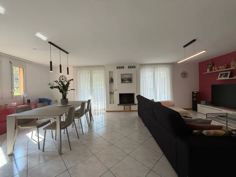 Maison unifamiliale 5.5 pièces à Contone Gambarogno – photo 6 sur 13