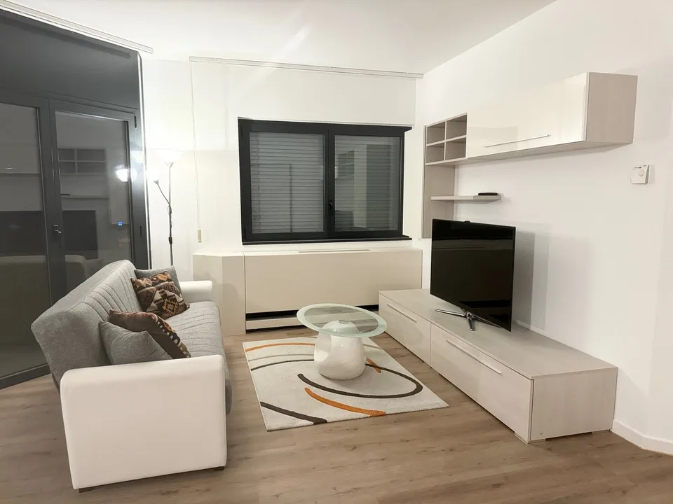 Mieten Sie ein helles und geräumiges 3.5-Zimmer-Apartment – Foto 3 von 9