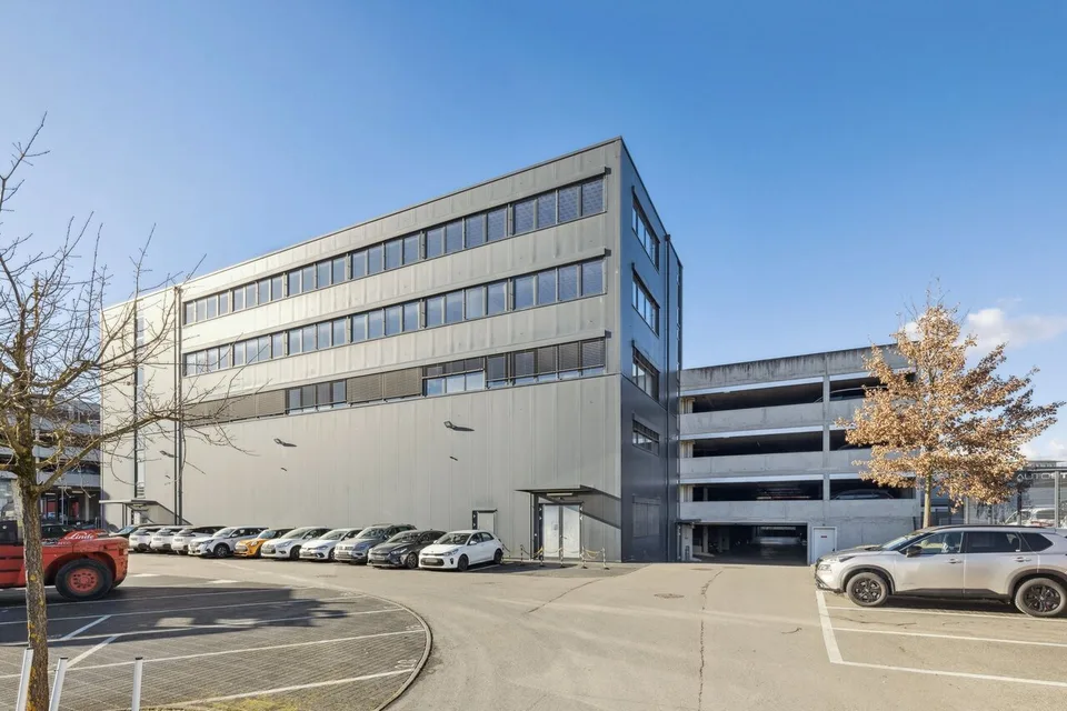 920 m² offices for rent in Vernier – photo 3 of 3
