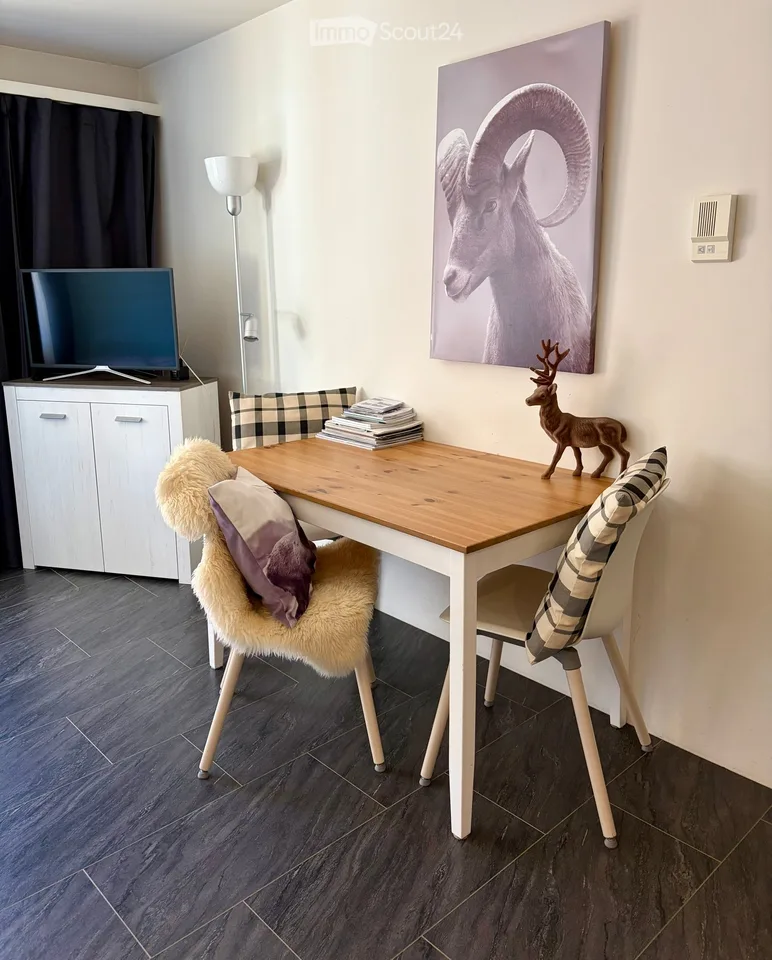 Appartamento 1½ locali di stile (combinabile con un appartamento 1½ locali adiacente) sulla promenade a Davos Platz – foto 2 di 8