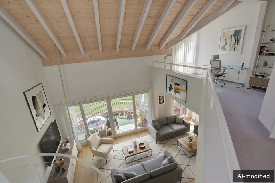 Appartamento mansardato di 5,5 locali con galleria, balcone sud e panorama montano – foto 5 di 13
