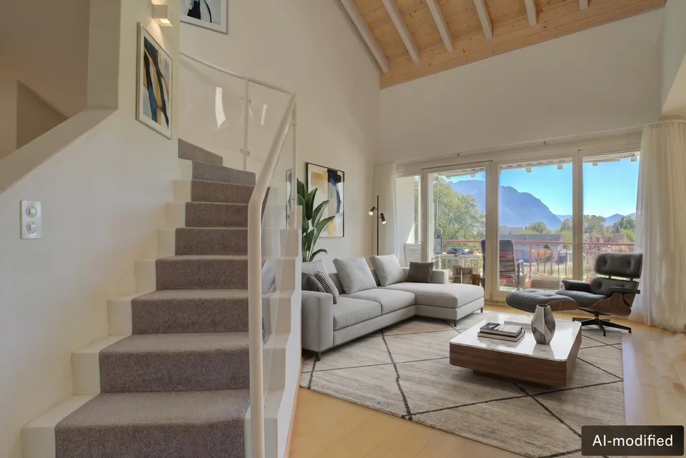 Appartamento mansardato di 5,5 locali con galleria, balcone sud e panorama montano – foto 3 di 13