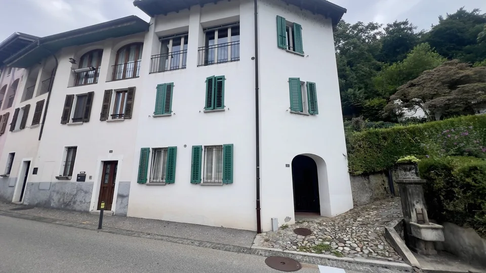 AFFARE - ACCOGLIENTE DUPLEX 3.5 LOCALI NEL CUORE DI PURASCA – foto 9 di 11
