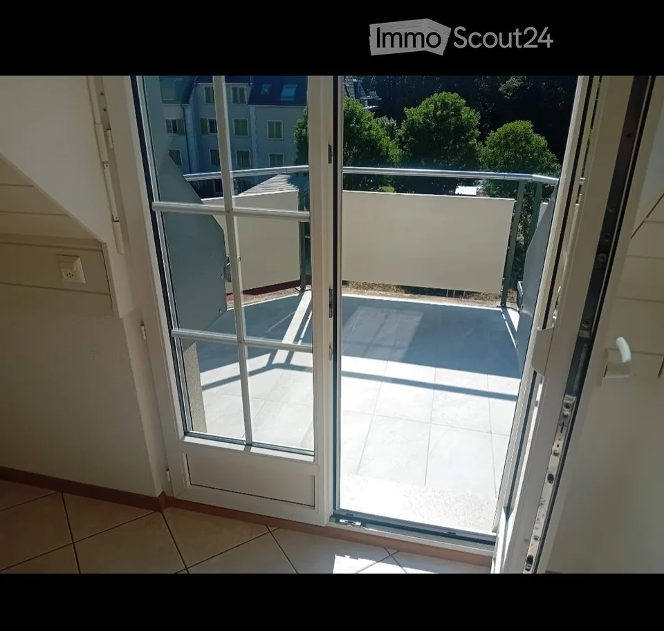 Wohnung 4.5 Zimmer – Foto 2 von 5