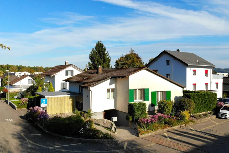 Freistehendes 4.5-Zimmer-Einfamilienhaus in ruhigem Wohnquartier – Foto 16 von 16
