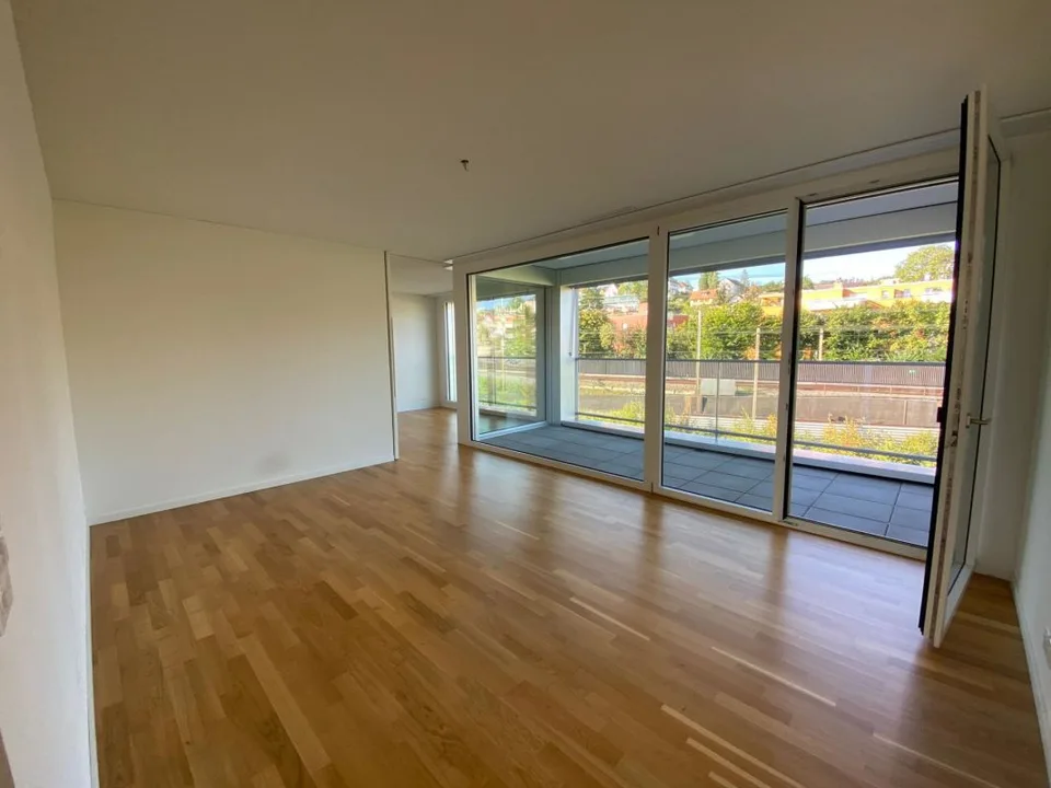Modern 3.5 room apartment in top location – photo 3 of 10