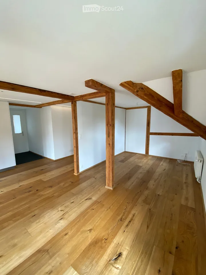 Appartamento mansardato di 3,5 locali nel cuore di Worb – foto 5 di 13