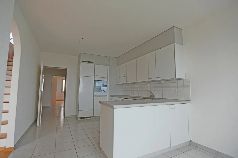 Maisonette appartamento mansardato con caminetto e torre di lavaggio – foto 4 di 8