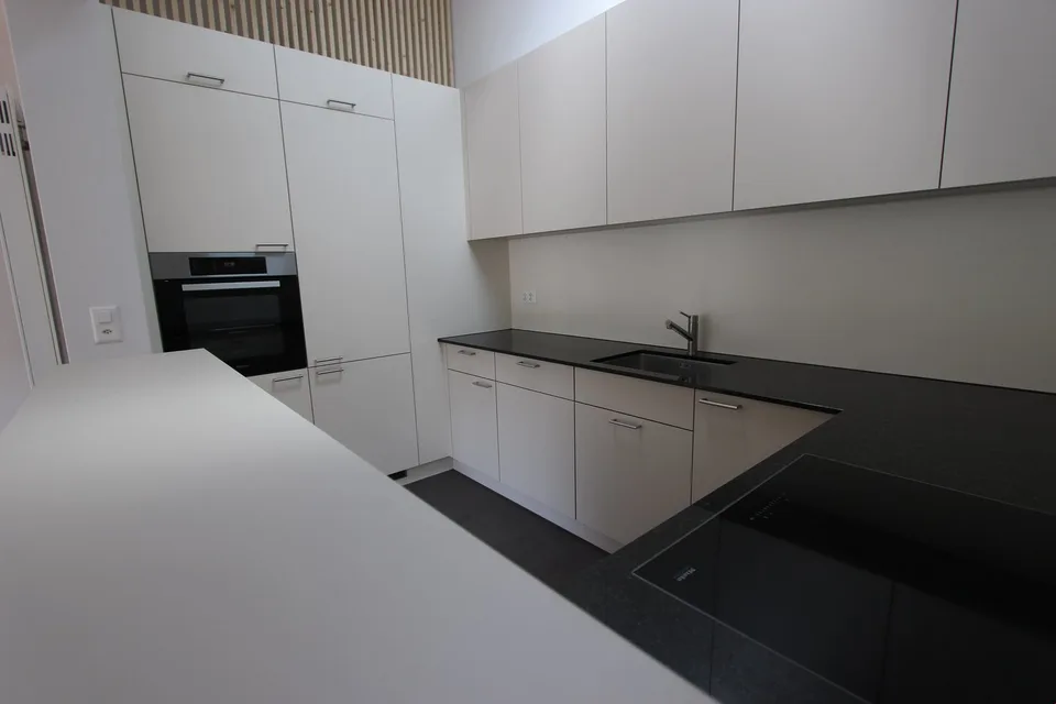 Très bel appartement en attique à Péry – Foto 3 von 17