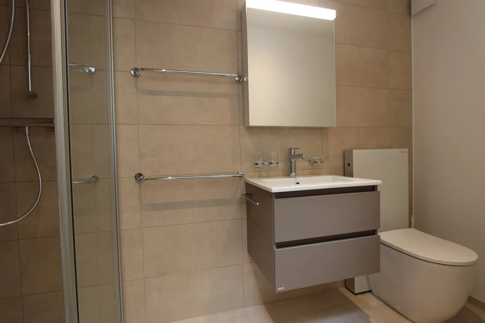 Très bel appartement en attique à Péry – Foto 11 von 17