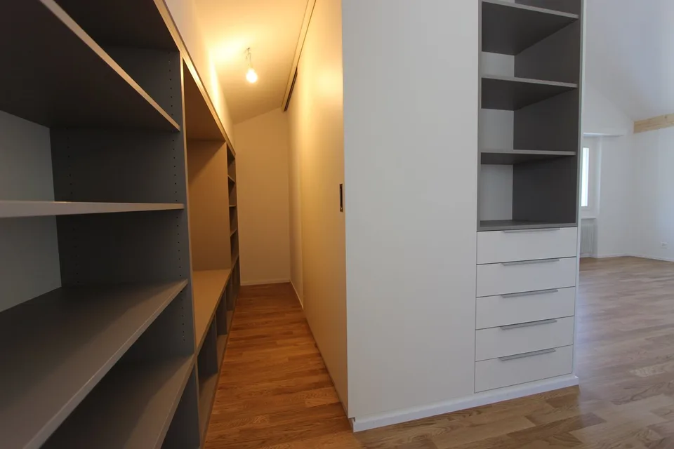 Très bel appartement en attique à Péry – Foto 6 von 17