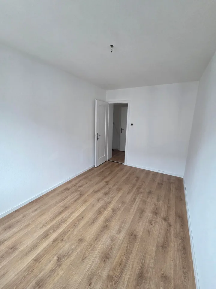 Appartamento di 4 locali luminoso in posizione centrale ad Amriswil – disponibile immediatamente! – foto 6 di 18