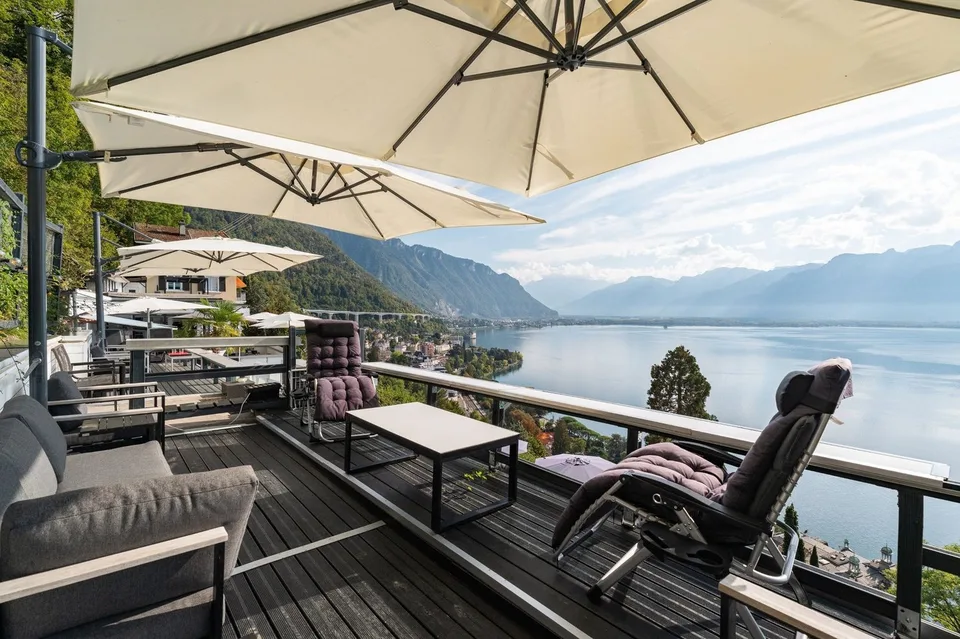 Maison de caractère avec 3 logements et vue panoramique sur le Léman – photo 3 sur 14