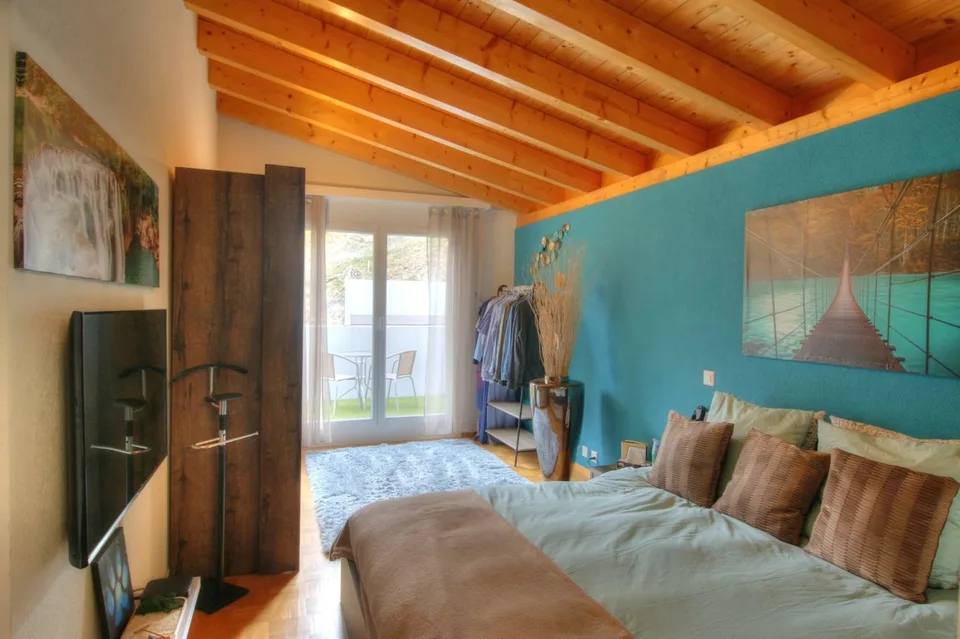 Prachtiges 4.5-Zimmer-Dachgeschoß mit atemberaubendem Blick – Foto 11 von 13