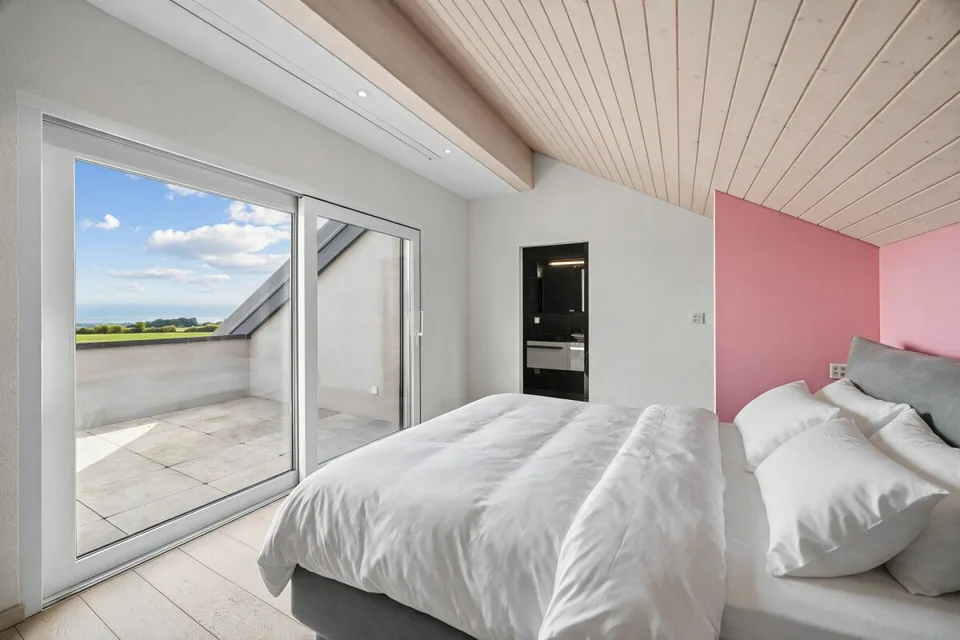 Villa contemporanea con vista panoramica sul Lago di Ginevra e le Alpi – foto 15 di 21