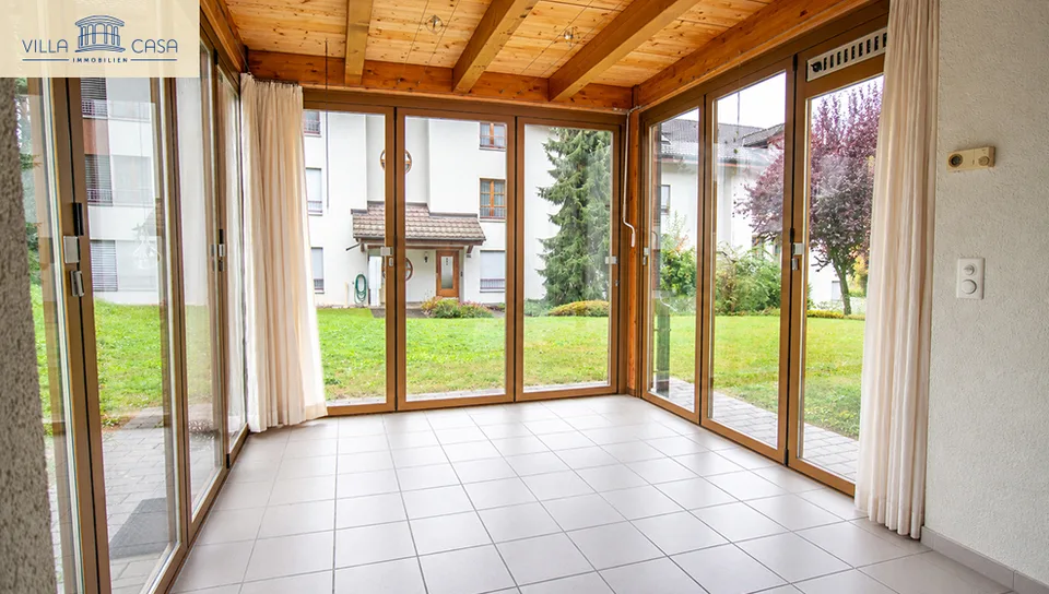Spiez Wohnung mit Wintergarten nach Ihren Wünschen aufgefrischt – Foto 6 von 13