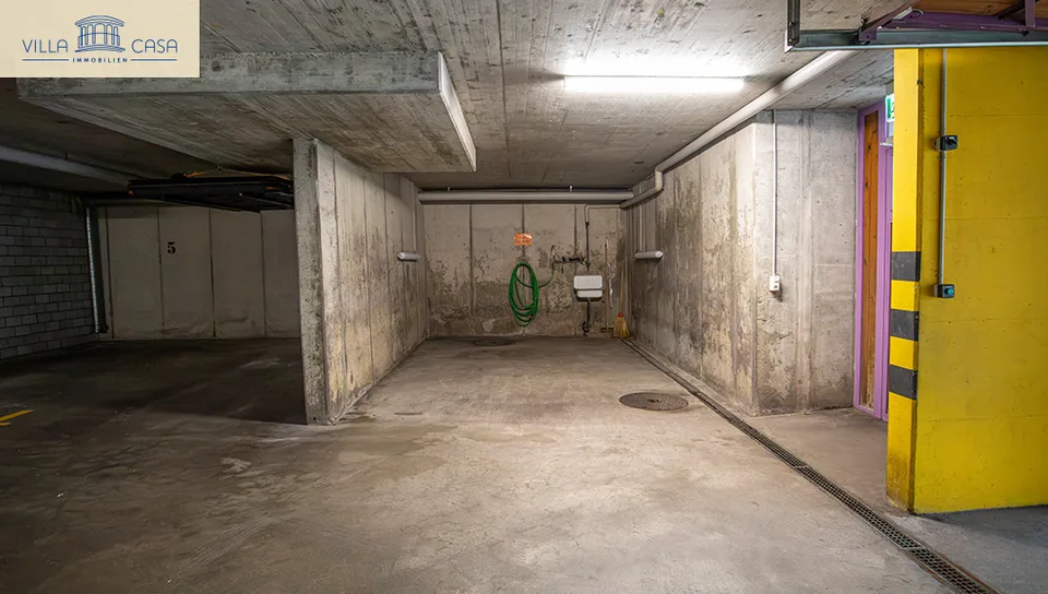 Spiez Wohnung mit Wintergarten nach Ihren Wünschen aufgefrischt – Foto 12 von 13