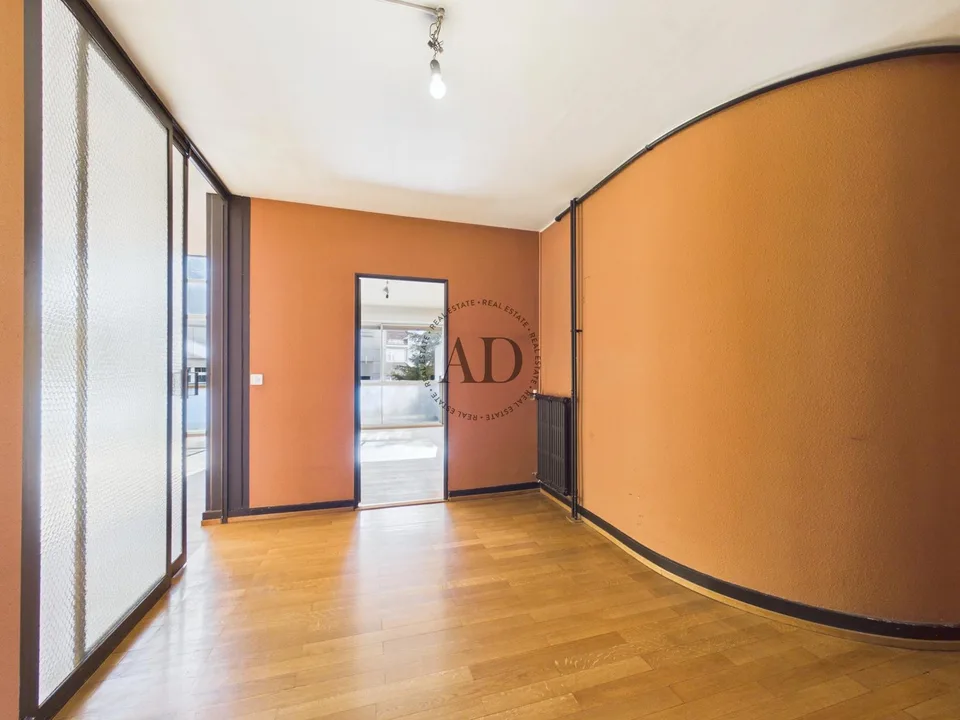 SEHR SELTEN - Ein architektonisches Juwel im Herzen der Stadt – Foto 2 von 4