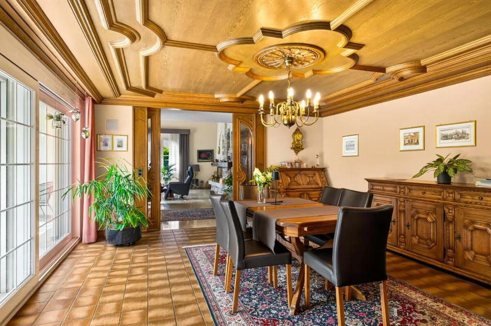 Un foyer d'une espèce particulière - charmante maison unifamiliale de 7,5 pièces avec jardin idyllique – photo 5 sur 30