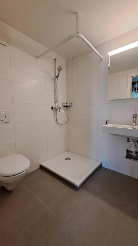 Charmante Single-Wohnung in einem familiären Riegelbau zu vermieten – Foto 6 von 7