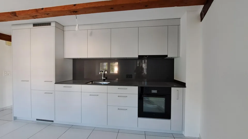 Charmante Single-Wohnung in einem familiären Riegelbau zu vermieten – Foto 2 von 7