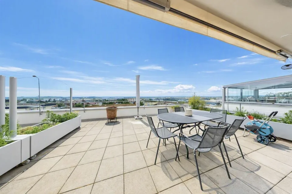 TRAUMHAFTE TERRASSENHAUS MIT ALPENPANORAMA – Foto 2 von 8