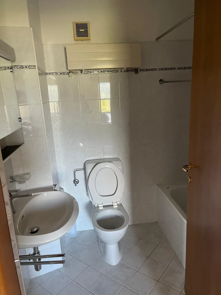 Appartamento di 3.5 locali con balcone e vista panoramica a Viganello – foto 8 di 8