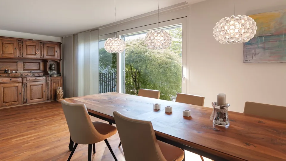 Modernes 5.5-Zimmer-Eckhaus mit 193 m² Wohnfläche, Garten und viel ... – Foto 6 von 11