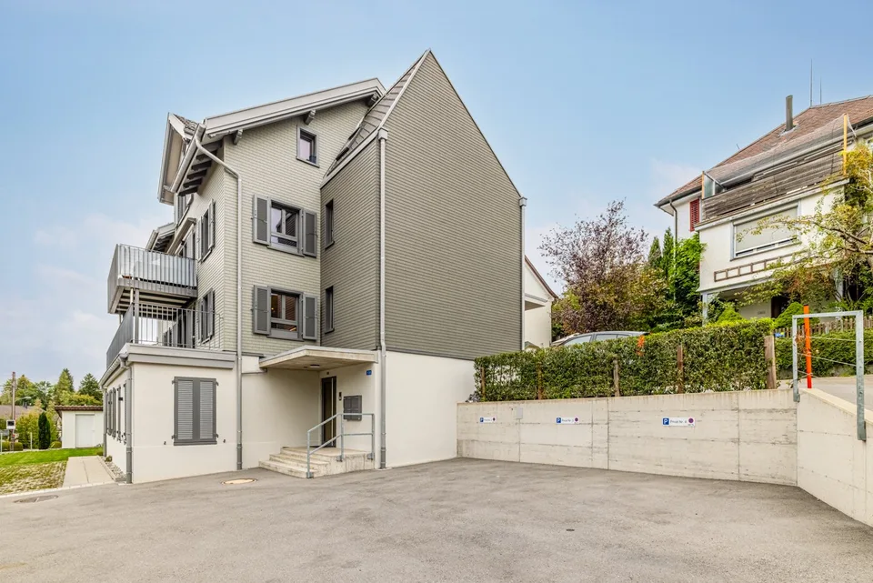 Modernes Mehrfamilienhaus mit 4 Wohnungen in Niederteufen – Foto 3 von 12
