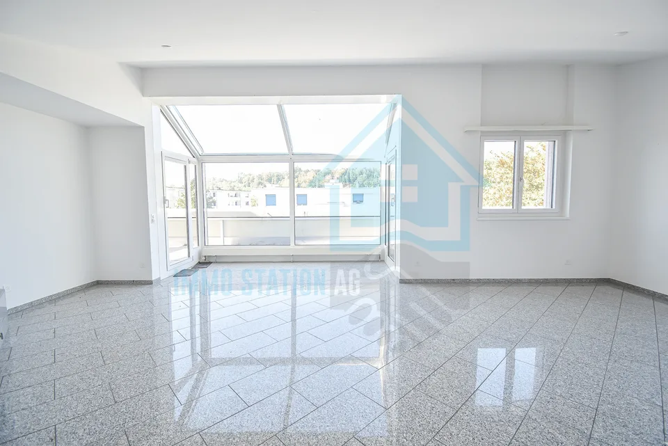 Appartamento attico esclusivo di 4,5 locali con terrazza spaziosa – foto 5 di 13