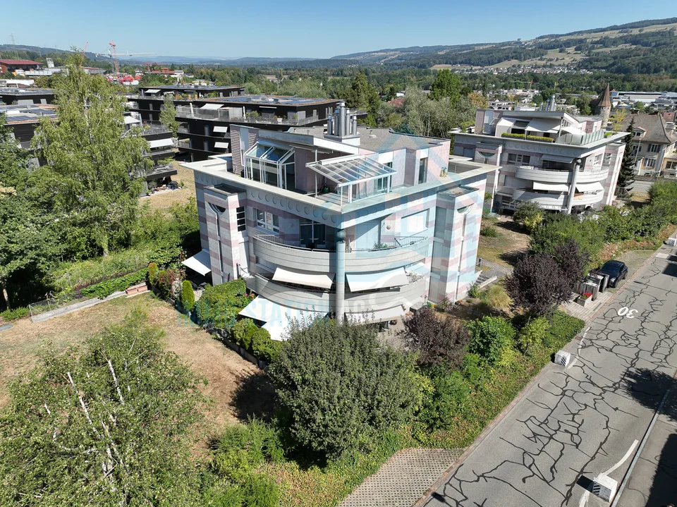 Appartamento attico esclusivo di 4,5 locali con terrazza spaziosa – foto 13 di 13