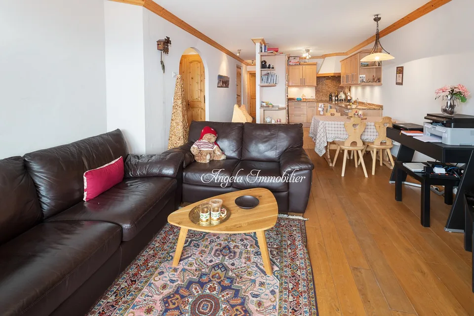 Zwei-Zimmer-Wohnung mit 2 Badezimmern und Spa, 5 Minuten zu Fuß vom Zentrum entfernt – Foto 3 von 10