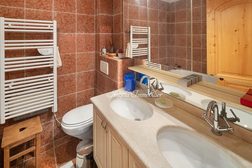 Zwei-Zimmer-Wohnung mit 2 Badezimmern und Spa, 5 Minuten zu Fuß vom Zentrum entfernt – Foto 7 von 10