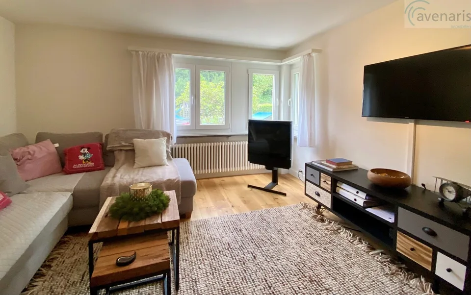 Modernes und geräumiges Doppeleinfamilienhaus an ruhiger Lage – Foto 10 von 12