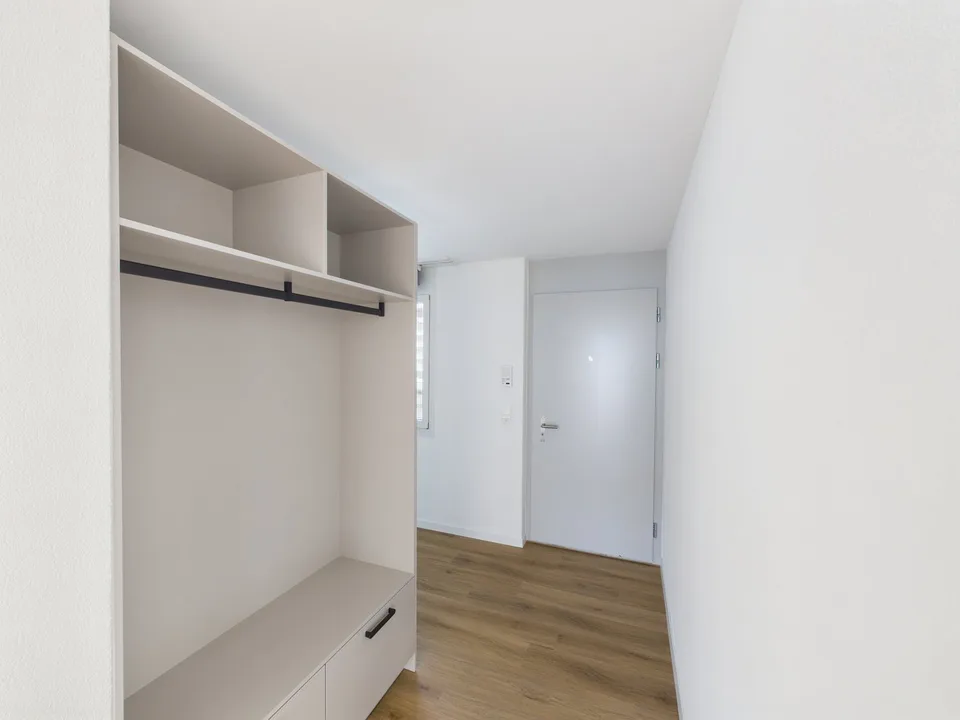 Appartamento di 3,5 locali ristrutturato con balcone e bella vista – foto 10 di 13