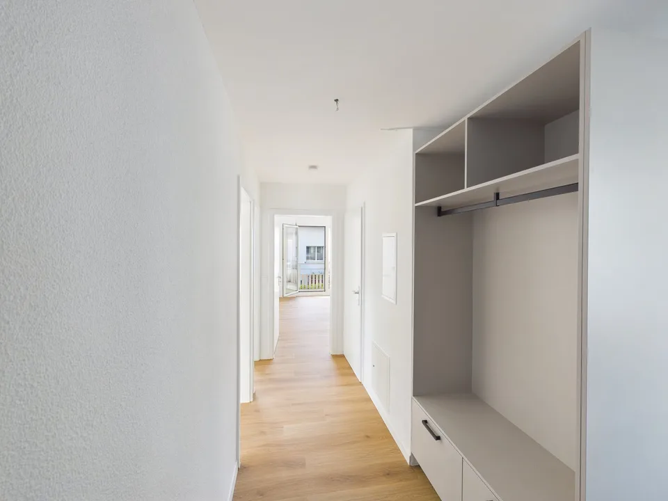 Appartamento di 3,5 locali ristrutturato con balcone e bella vista – foto 8 di 13