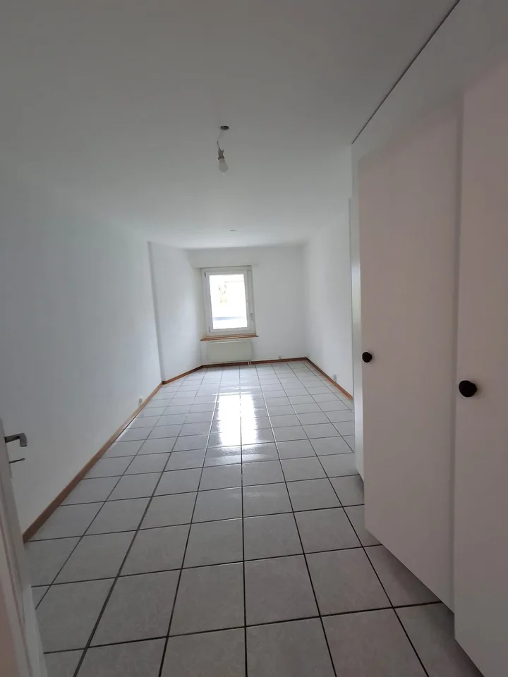 Appartamento 3.5 locali ristrutturato in affitto a Enney – foto 4 di 9