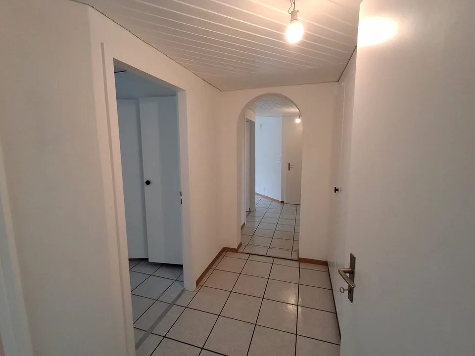 Appartamento 3.5 locali ristrutturato in affitto a Enney – foto 7 di 9