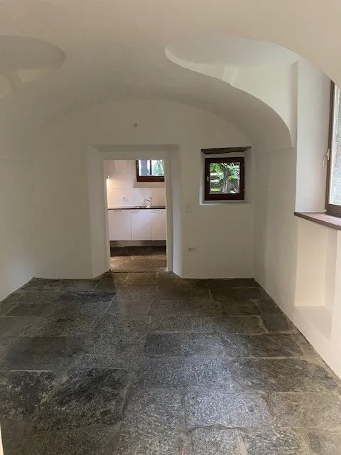 Faszinierendes 2.5-Zimmer-Appartement in rustikalem Haus – Foto 8 von 14