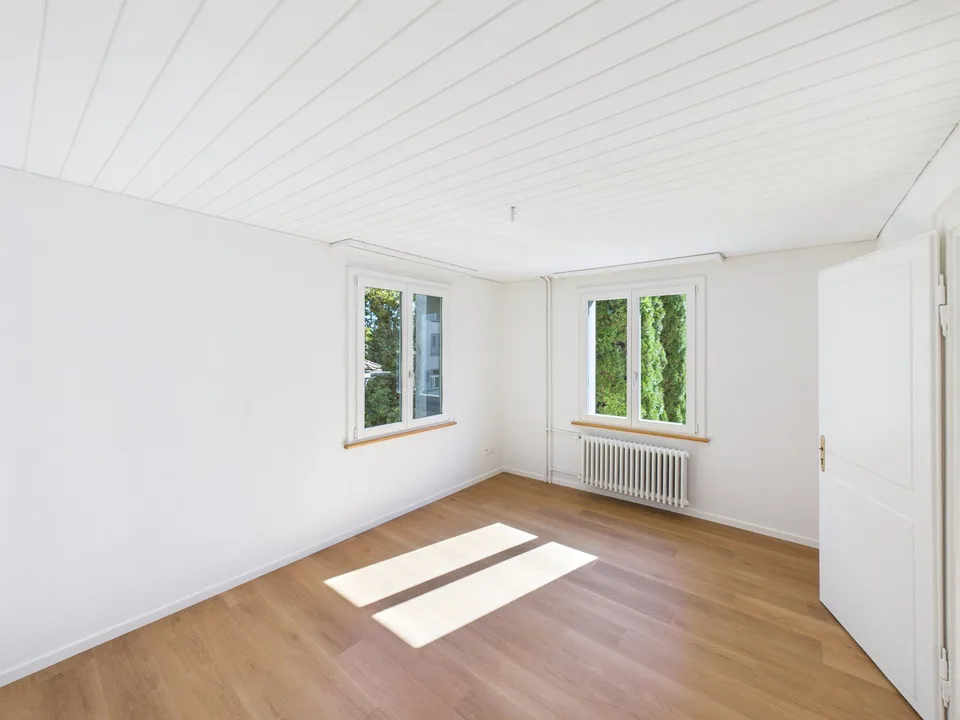 Appartement de 3,5 pièces dans un immeuble ancien rénové sur Sankt Jakob-Strasse – photo 3 sur 12