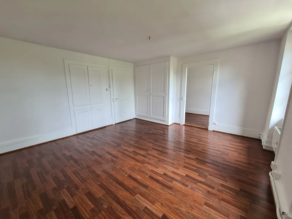 Incantevole appartamento di 5 locali a Ferreyres con grande giardino – foto 3 di 13