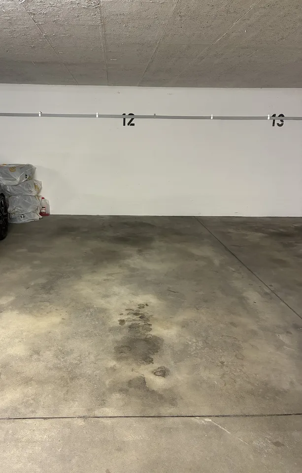 Tiefgaragenplatz zu vermieten in Gossau – Foto 2 von 2